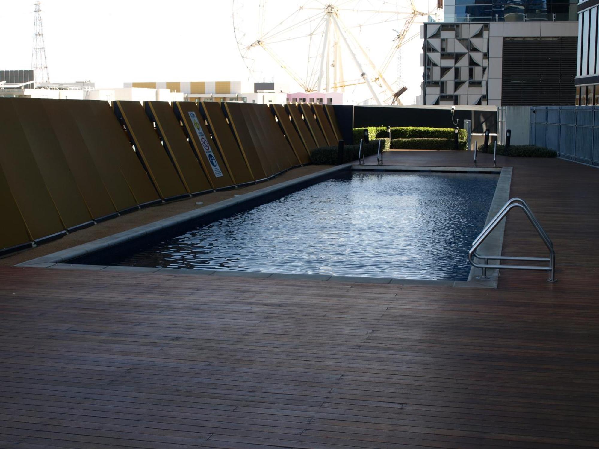 Acd Apartments Melbourne Exterior photo