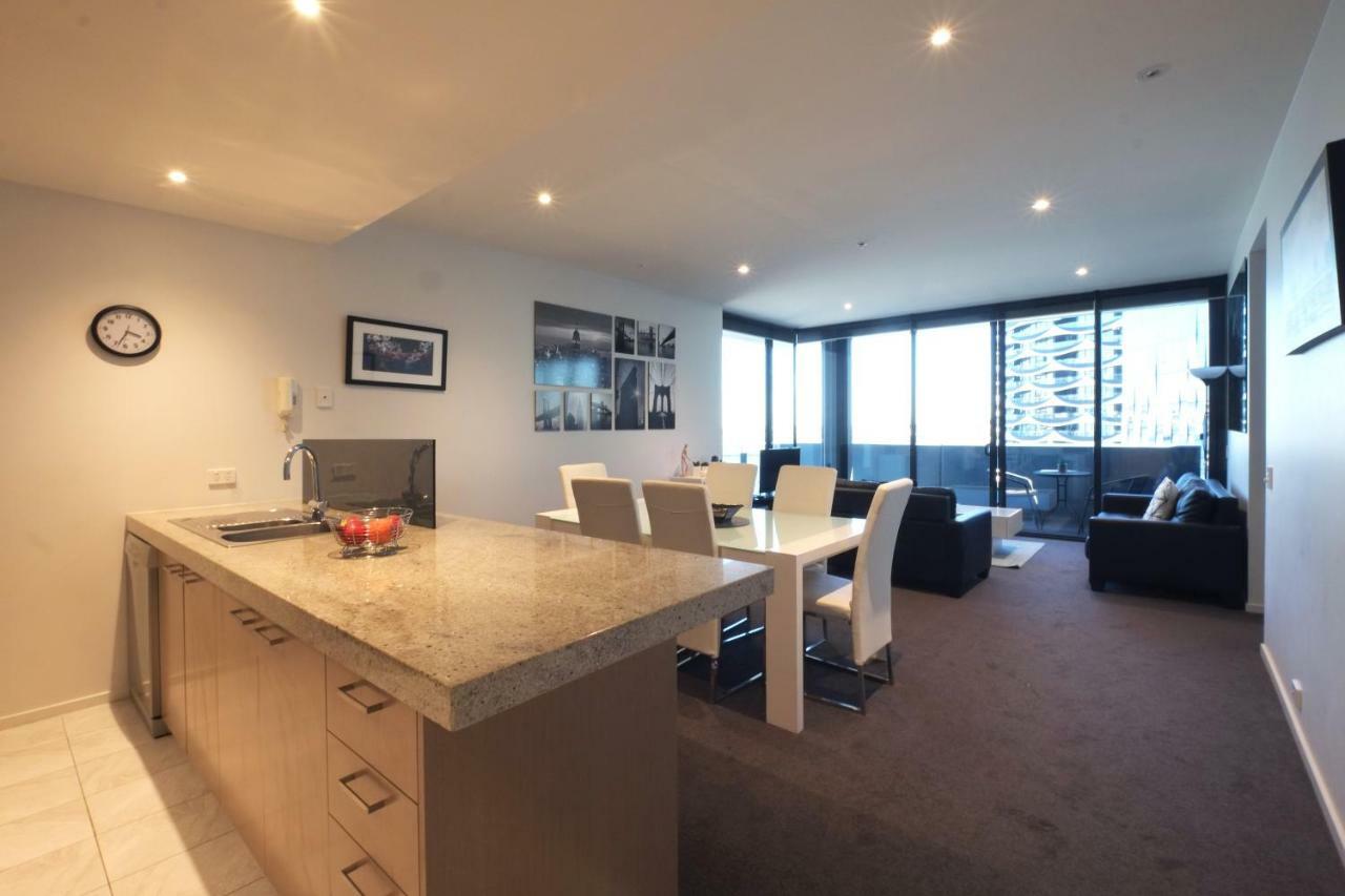 Acd Apartments Melbourne Exterior photo