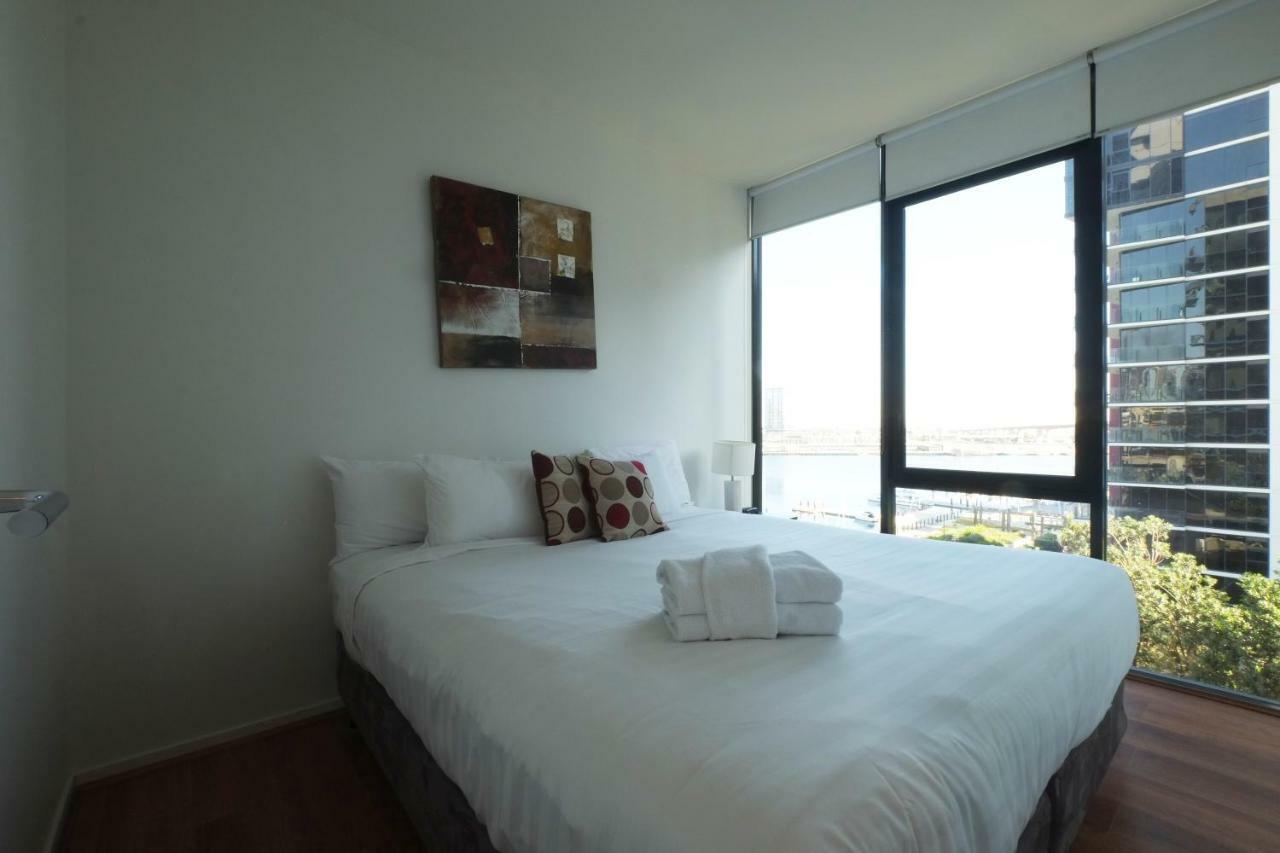 Acd Apartments Melbourne Exterior photo